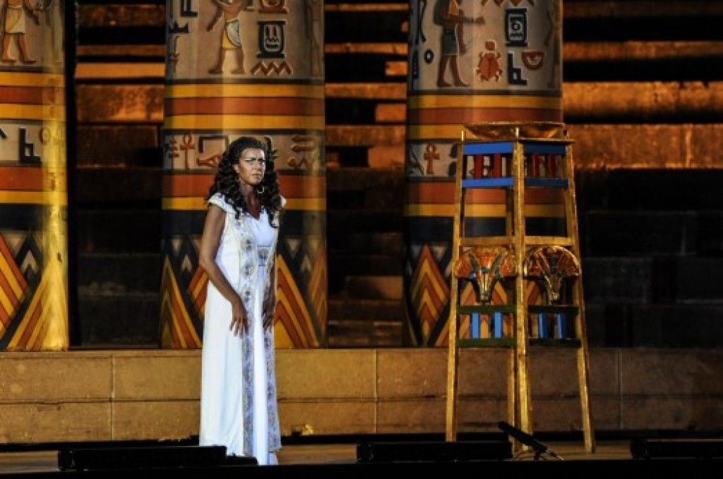 aida-2012-05