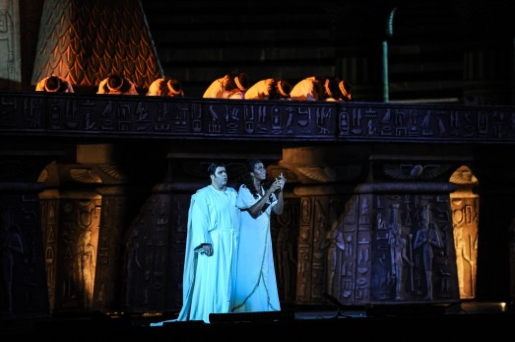 aida-2012-06