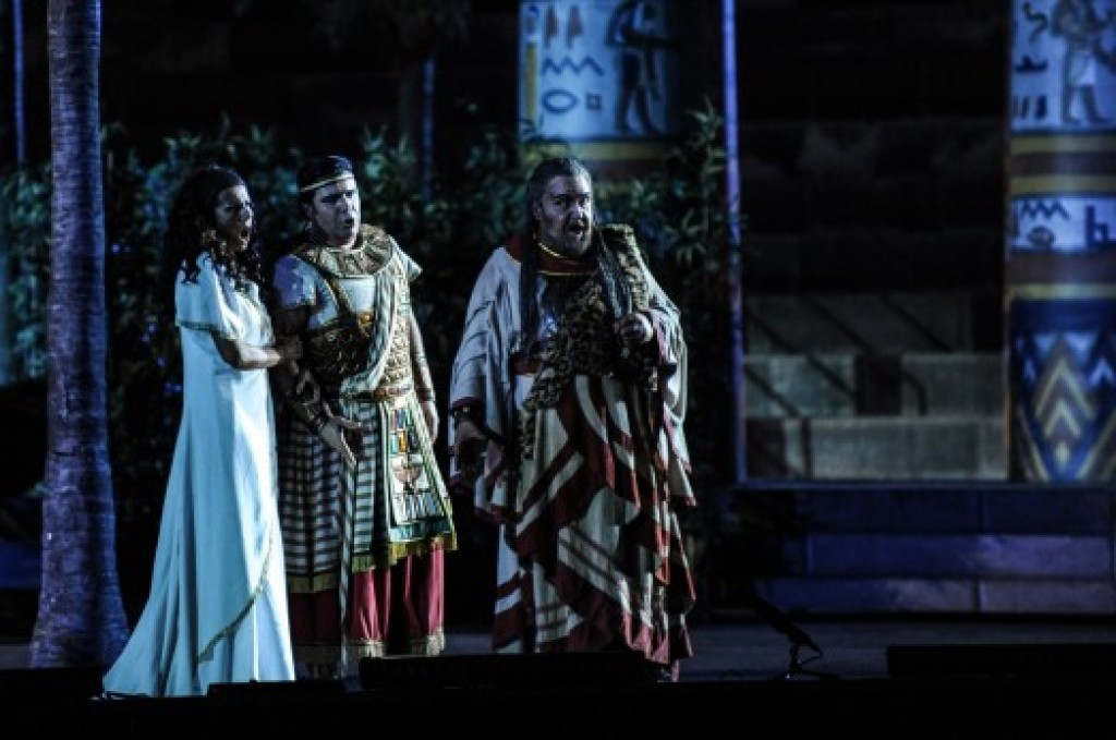 aida-2012-07